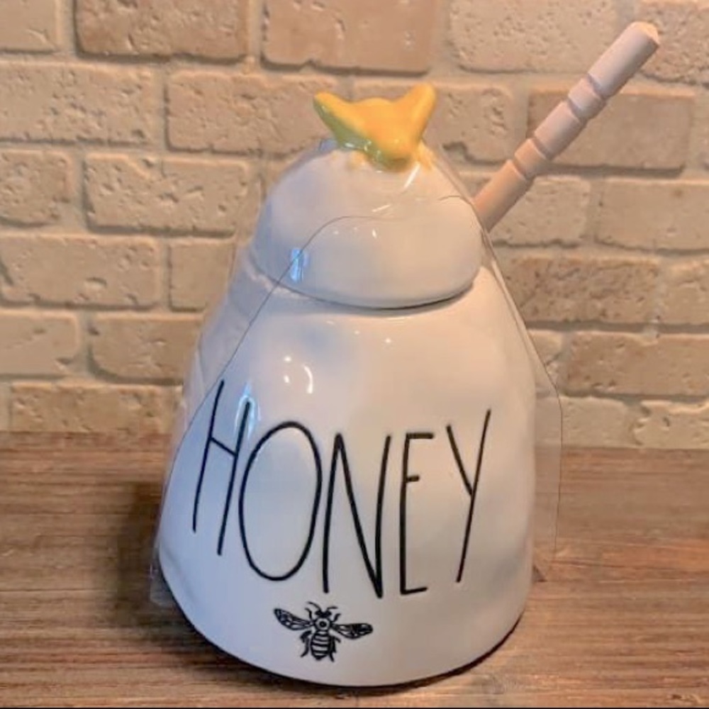 Rae Dunn Honey Bee Honey Pot with wooden Dipper